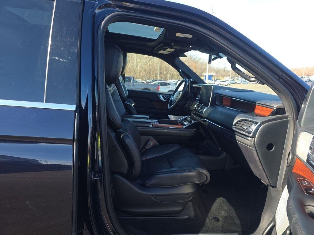 Lincoln Navigator  2021