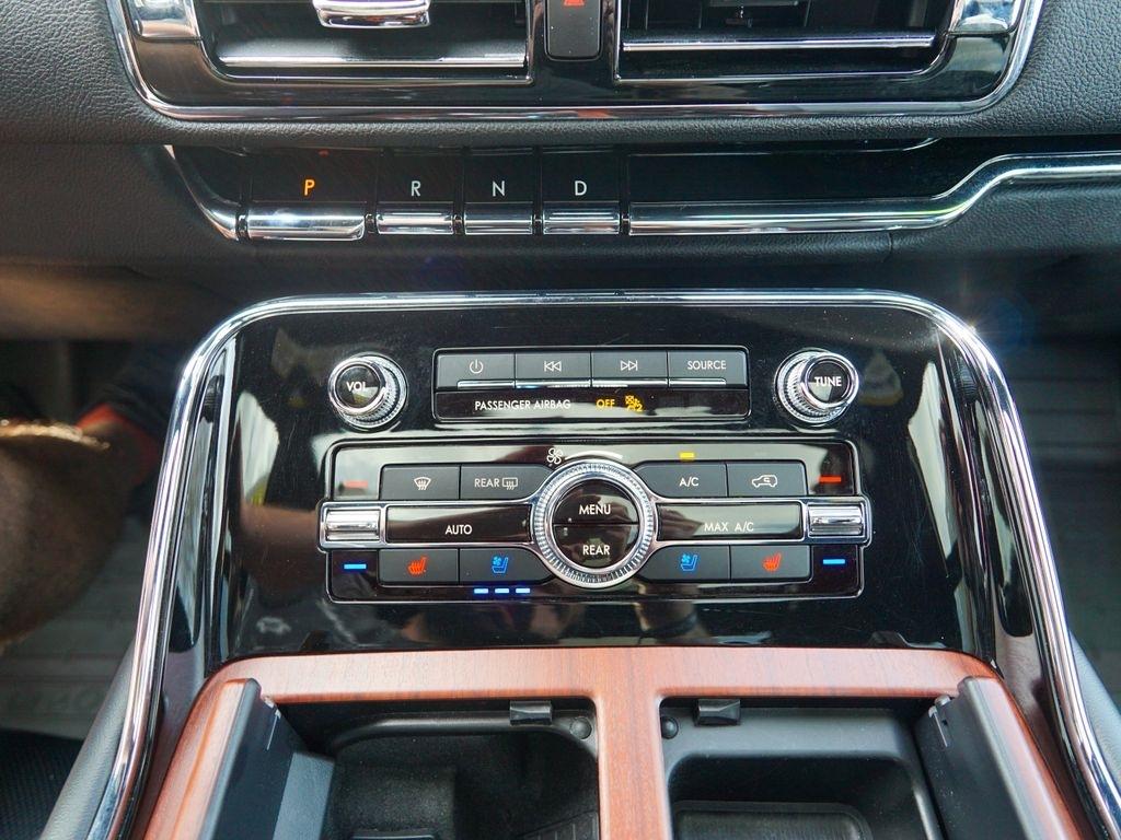 Lincoln Navigator  2021