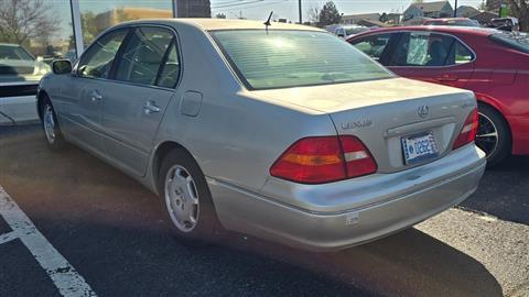 2002 Lexus LS 430 