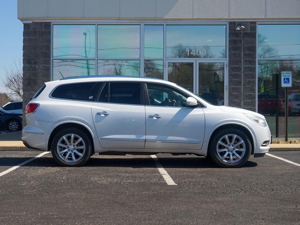 Buick Enclave  2017