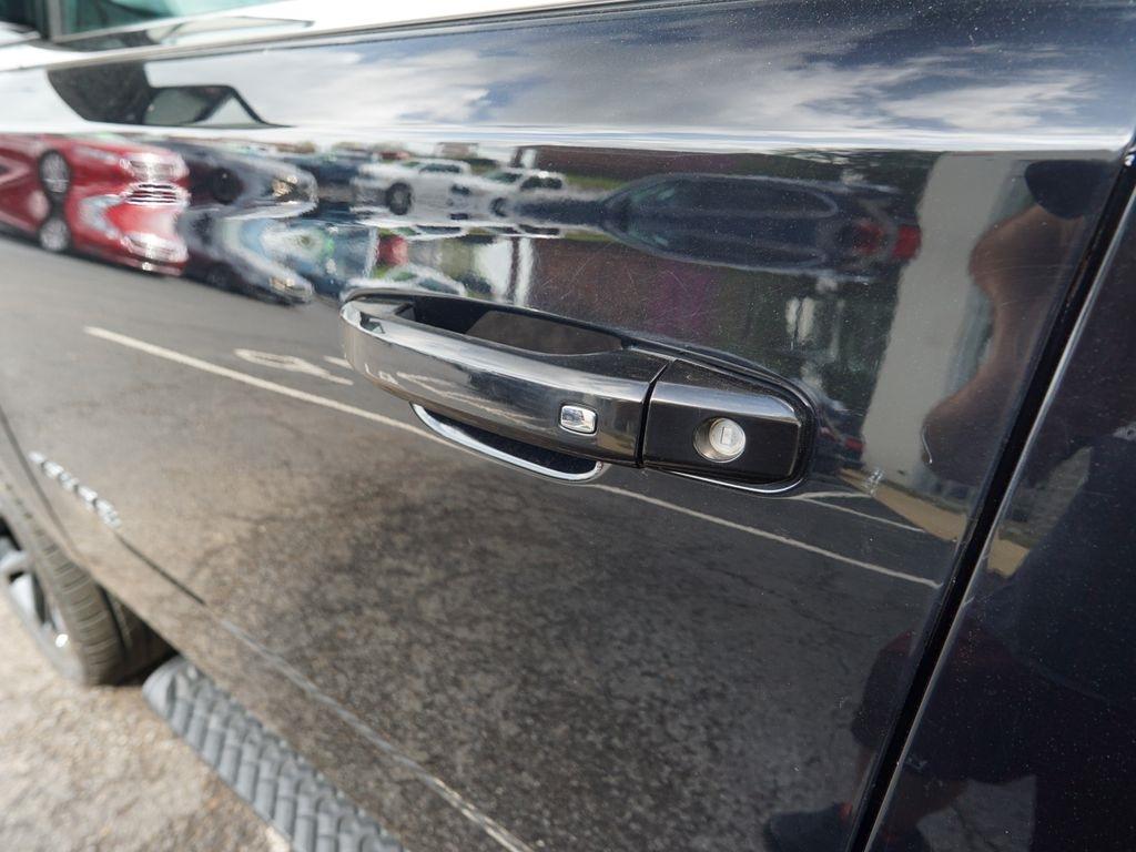 Chevrolet Tahoe  2016