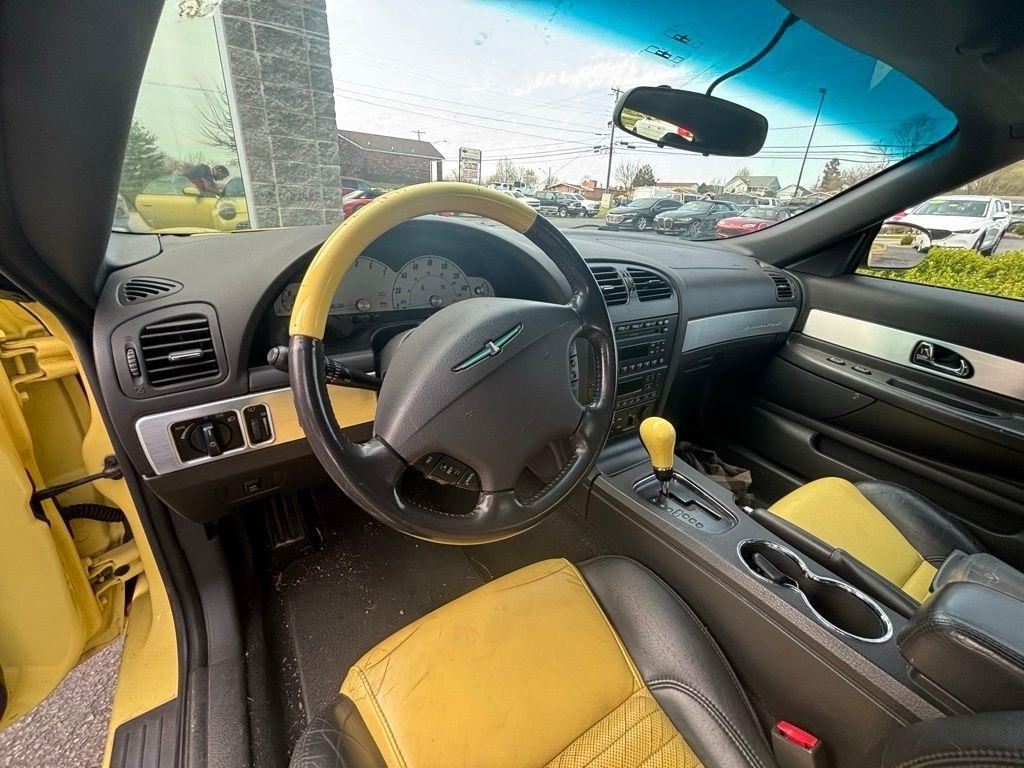 Ford Thunderbird  2002