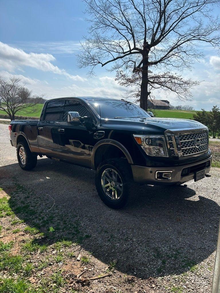 Nissan Titan XD  2017