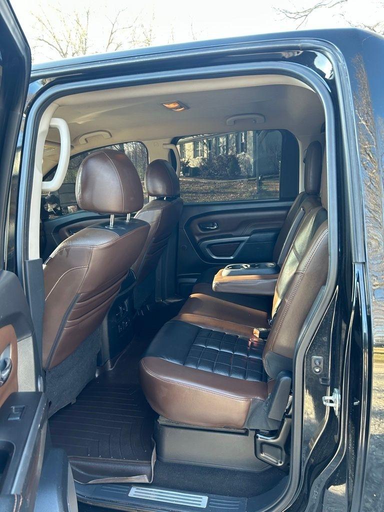 Nissan Titan XD  2017