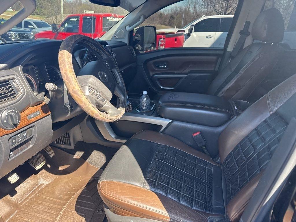 Nissan Titan XD  2017