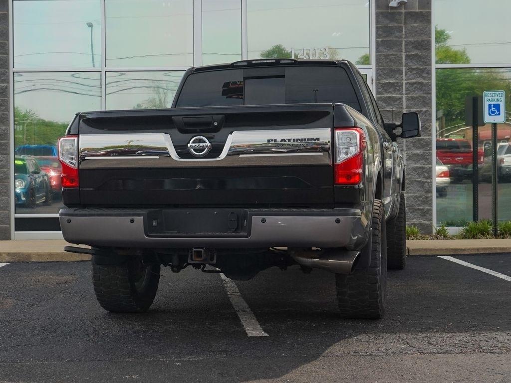 Nissan Titan XD  2017