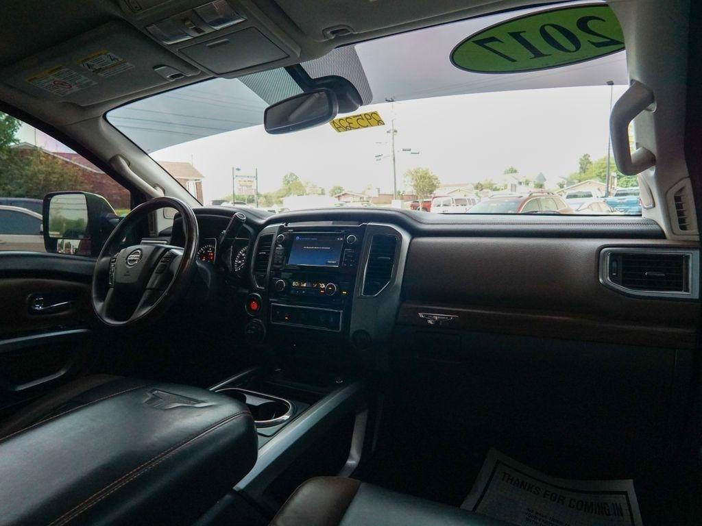 Nissan Titan XD  2017