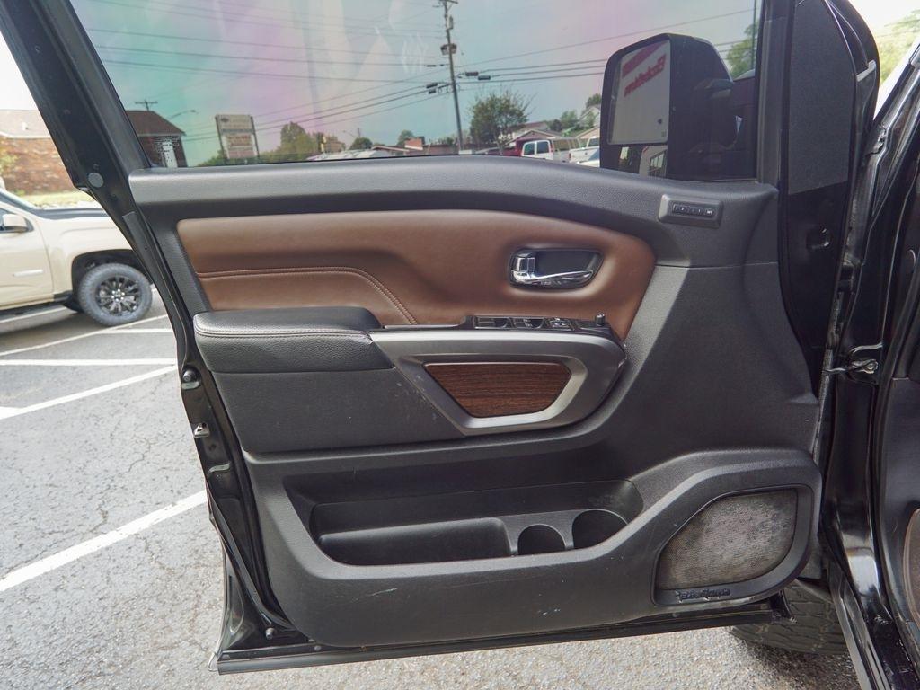 Nissan Titan XD  2017