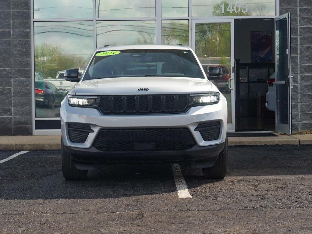 Jeep Grand Cherokee  2024