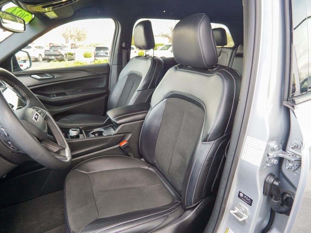 Jeep Grand Cherokee  2024