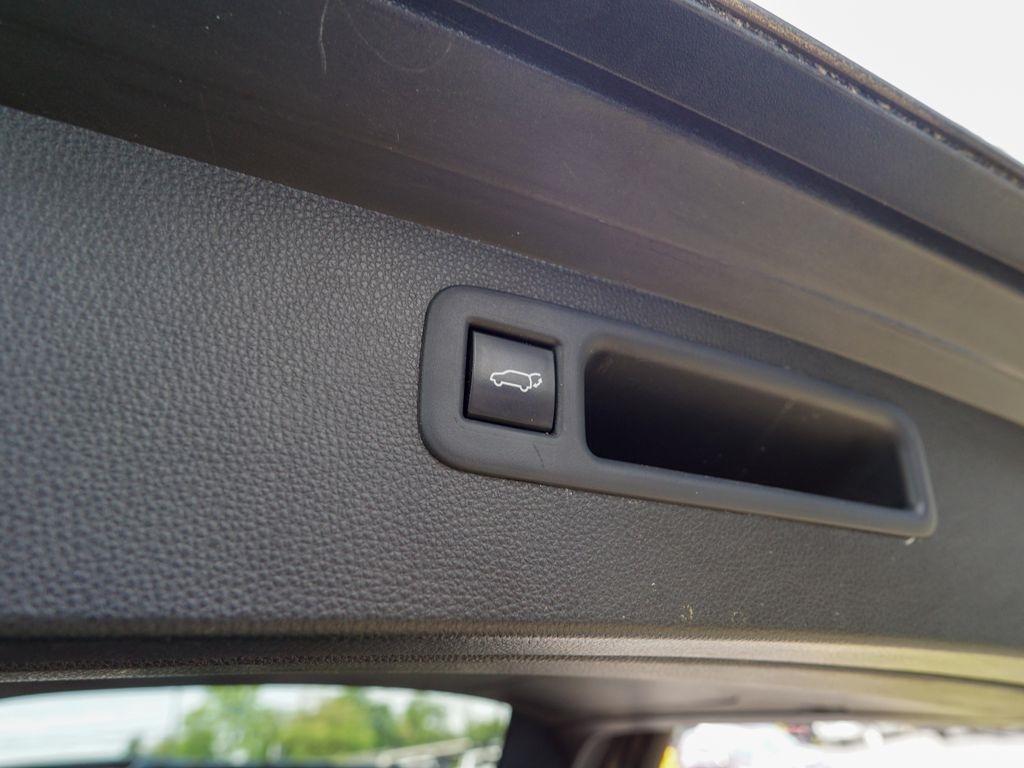 Toyota Highlander  2021