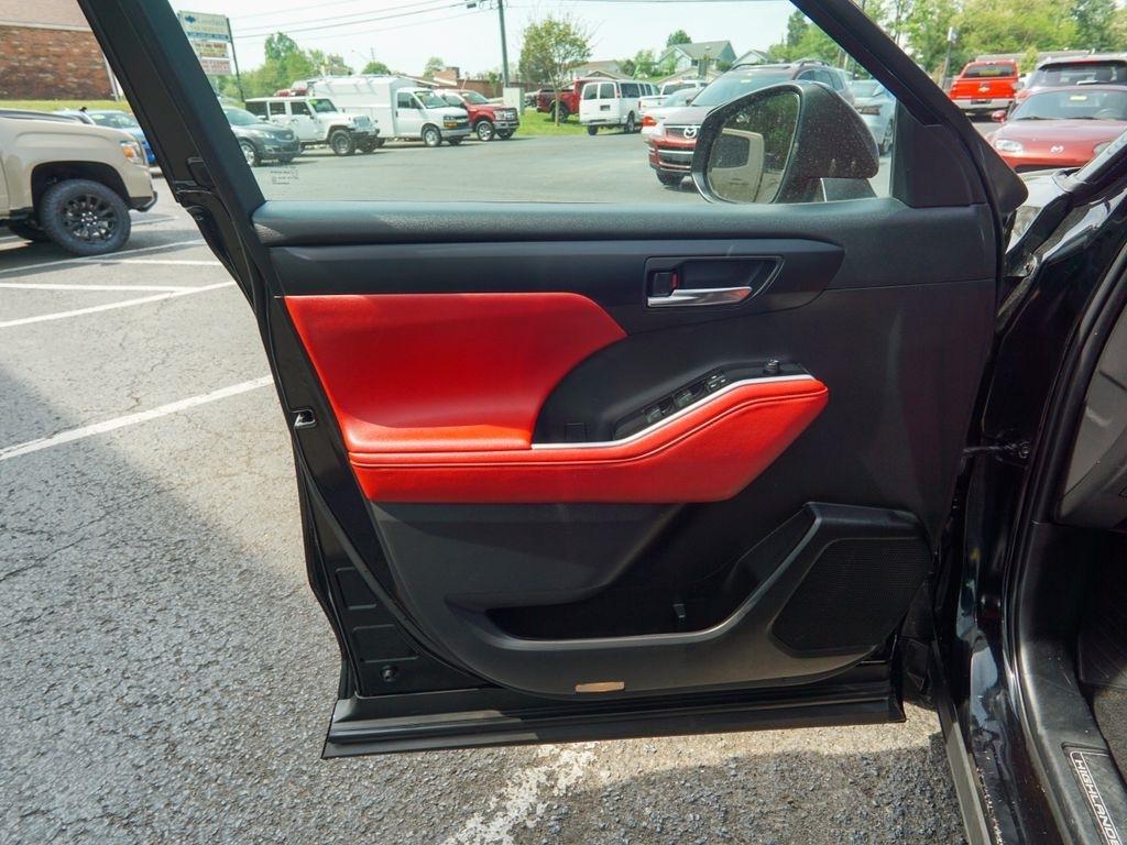 Toyota Highlander  2021