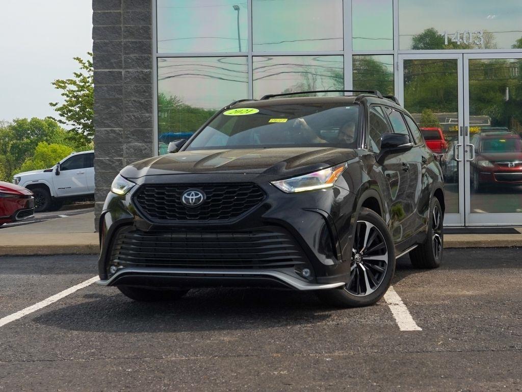 Toyota Highlander  2021