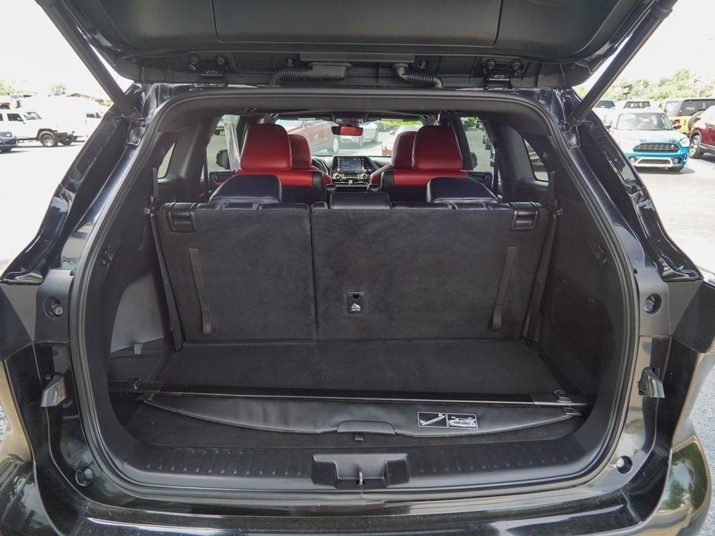 Toyota Highlander  2021