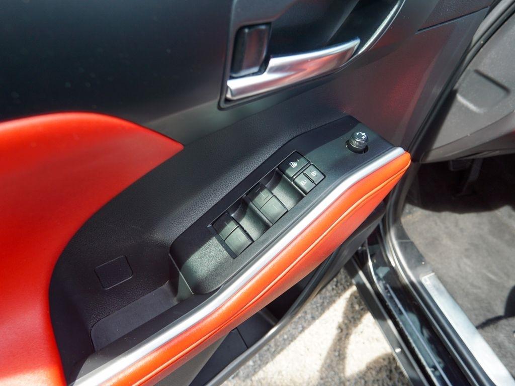 Toyota Highlander  2021