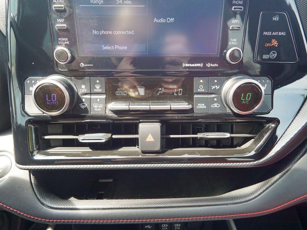 Toyota Highlander  2021