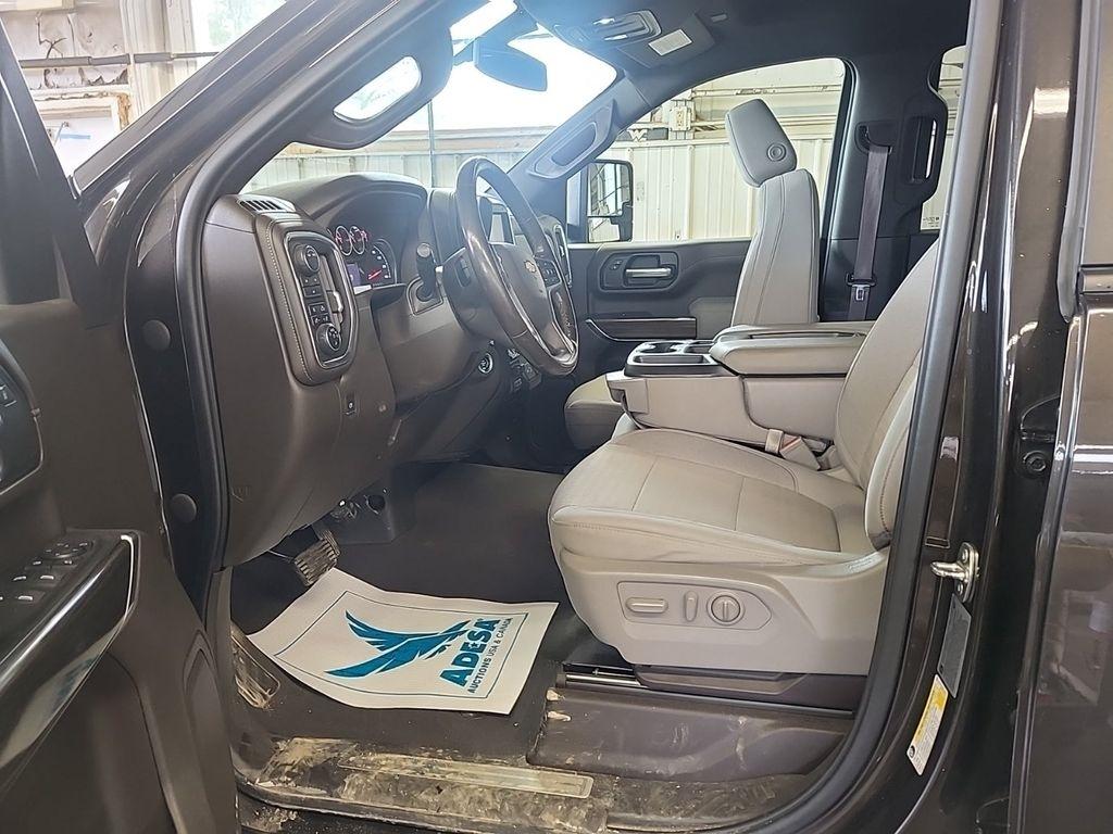 Chevrolet Silverado 2500HD  2021