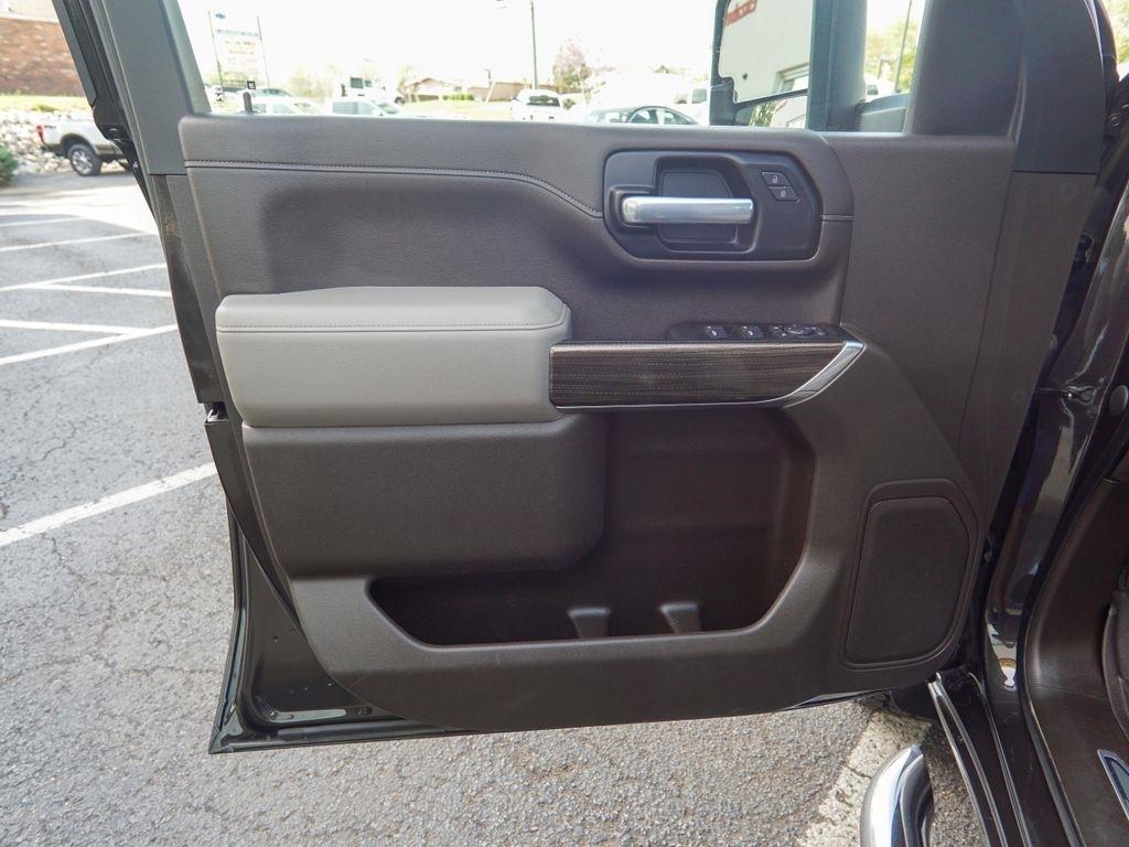 Chevrolet Silverado 2500HD  2021