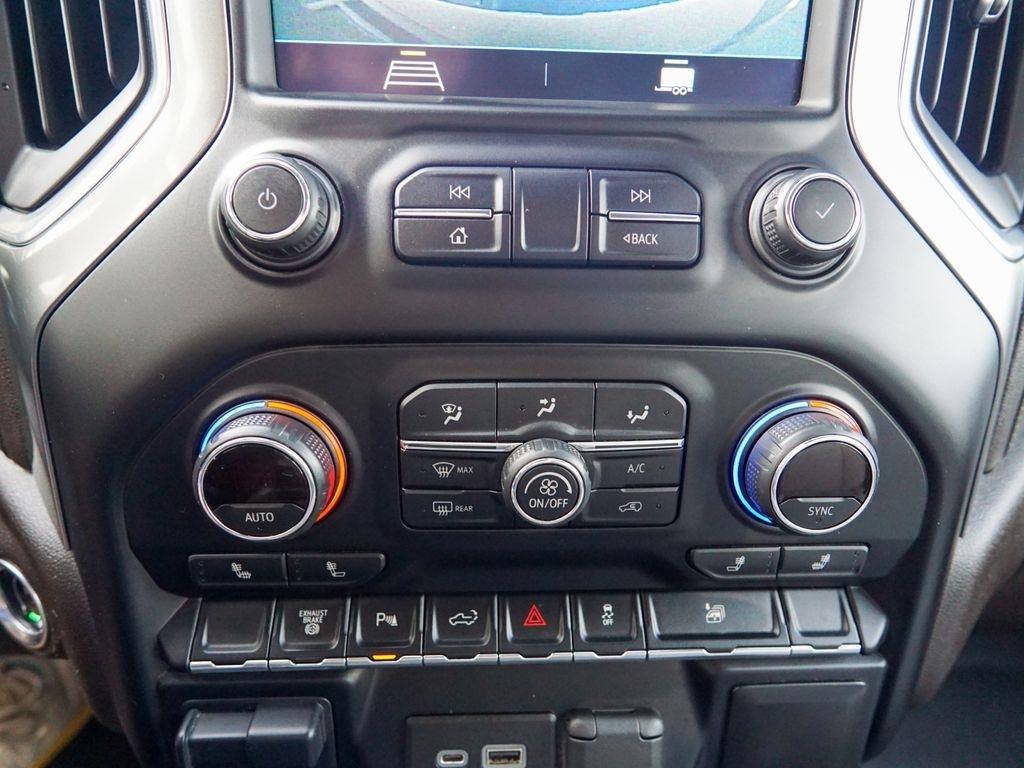 Chevrolet Silverado 2500HD  2021