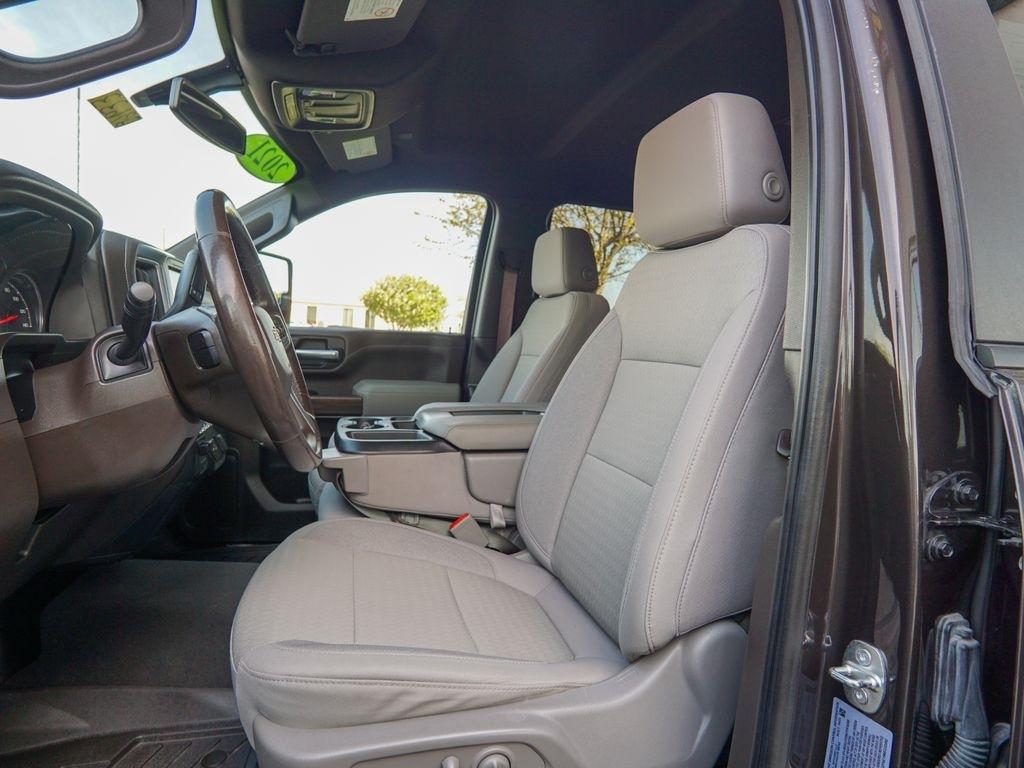 Chevrolet Silverado 2500HD  2021