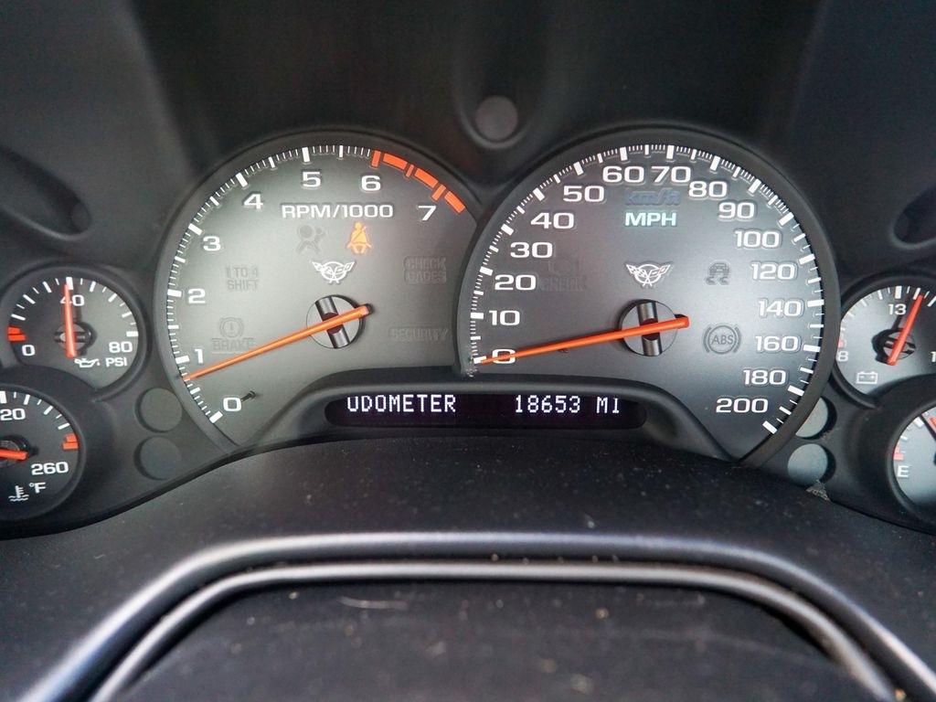 Chevrolet Corvette  2001