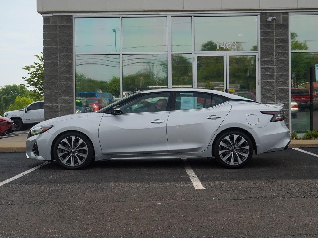 Nissan Maxima  2019