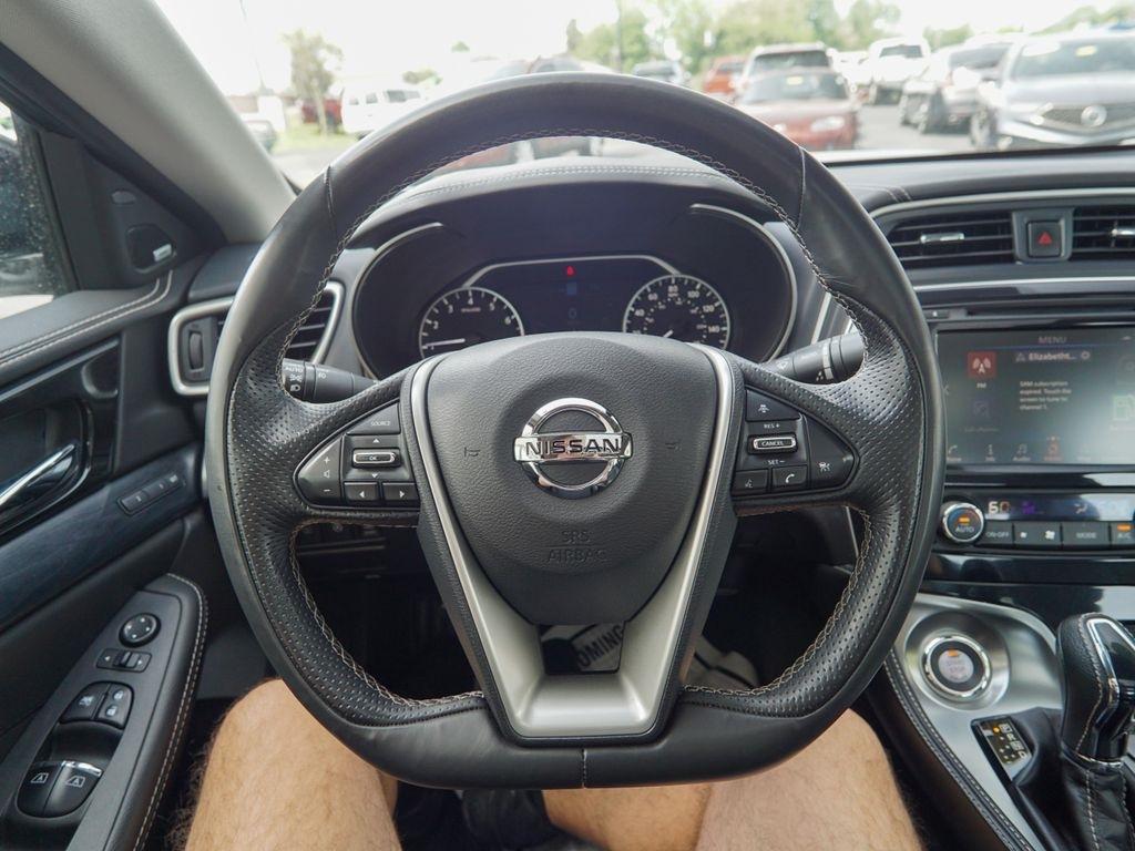 Nissan Maxima  2019