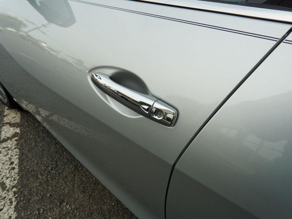 Nissan Maxima  2019