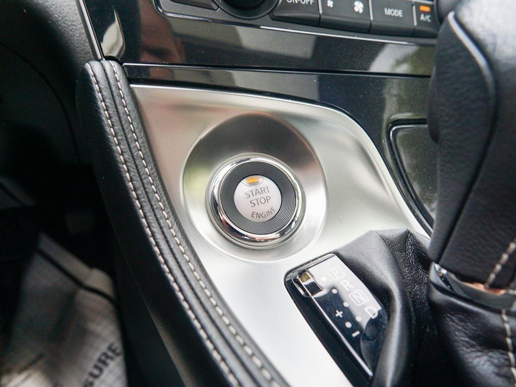 Nissan Maxima  2019