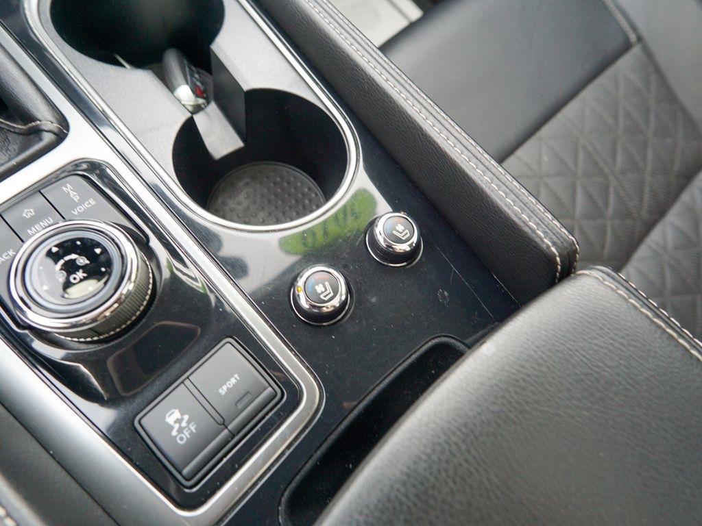 Nissan Maxima  2019