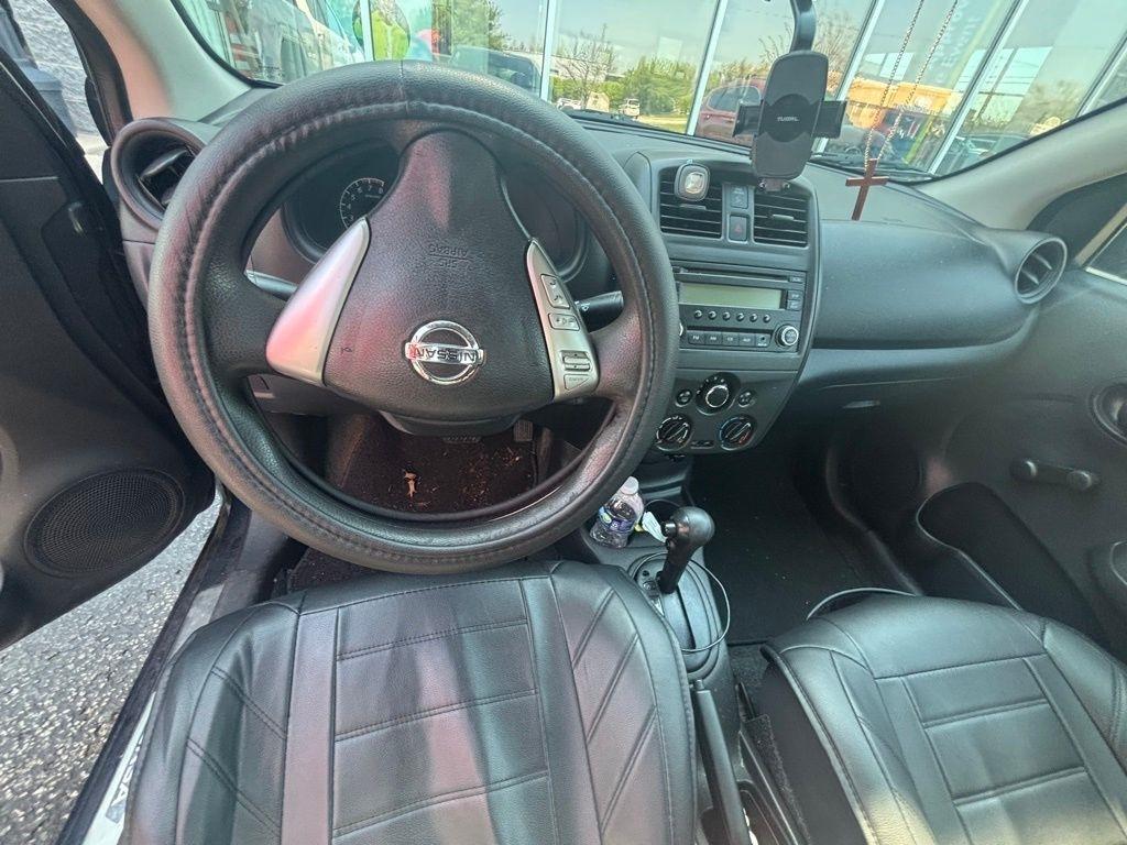 Nissan Versa  2016