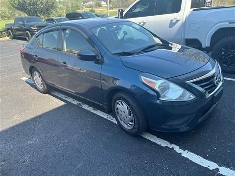 2016 Nissan Versa 
