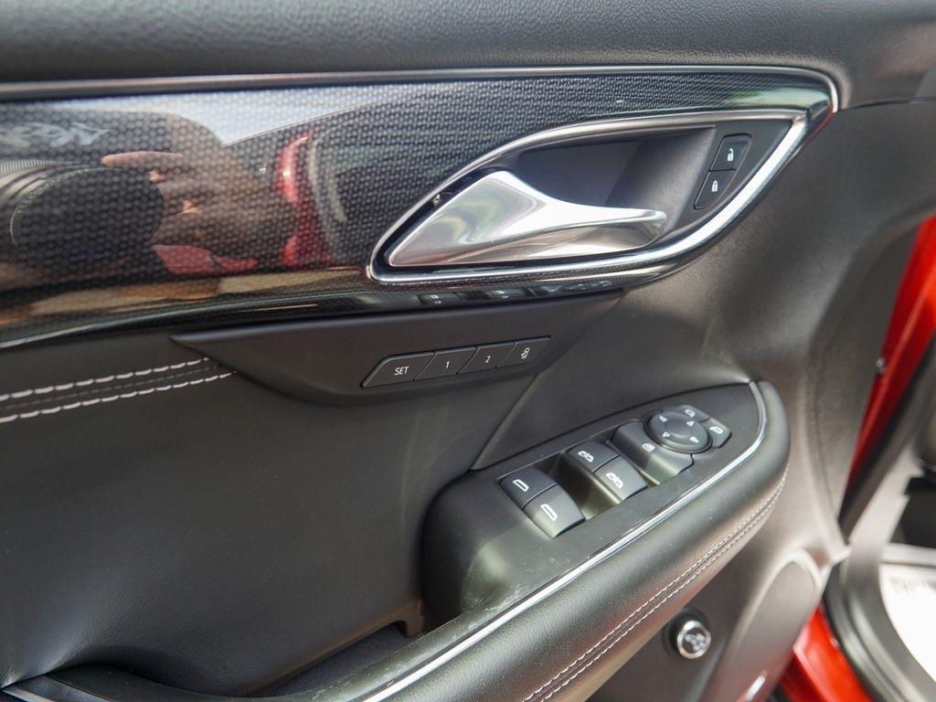 Buick Envision  2022