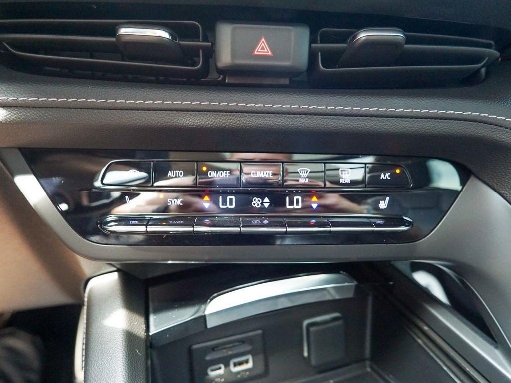 Buick Envision  2022