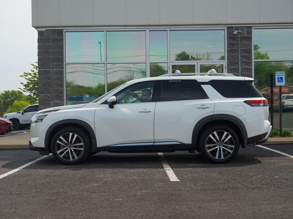 Nissan Pathfinder  2023