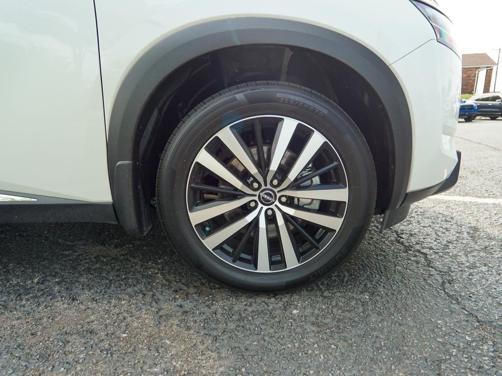 Nissan Pathfinder  2023