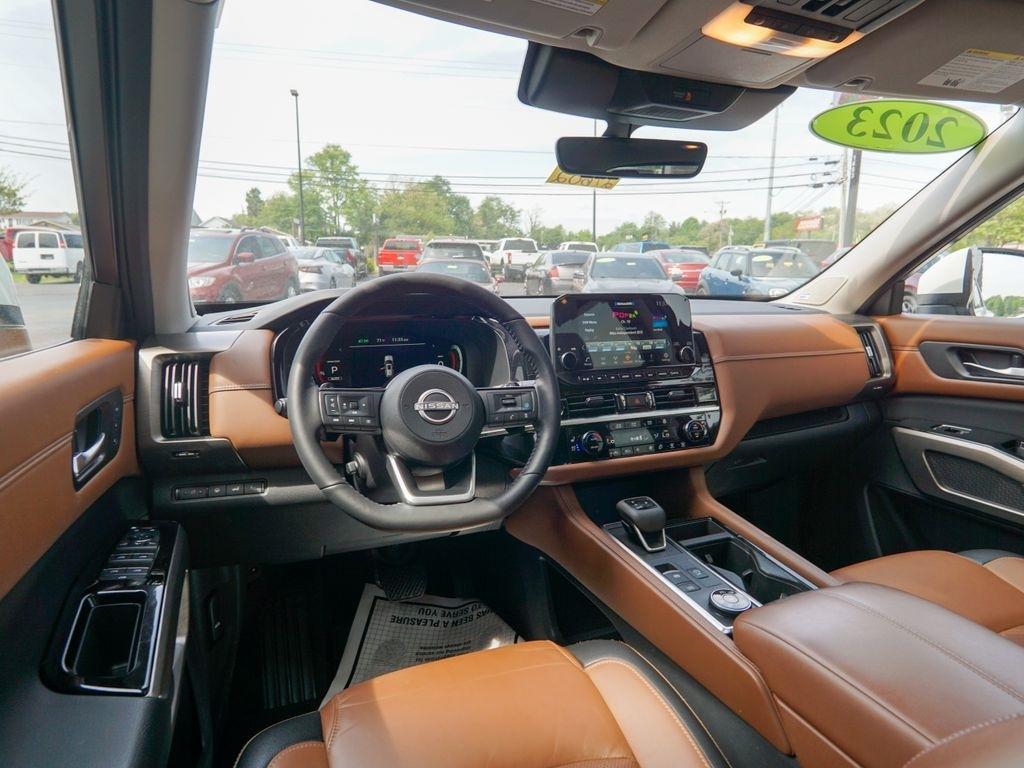 Nissan Pathfinder  2023