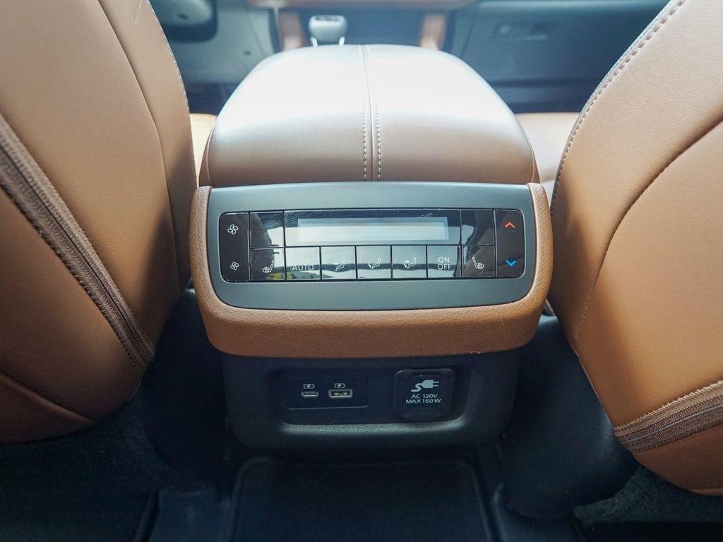 Nissan Pathfinder  2023