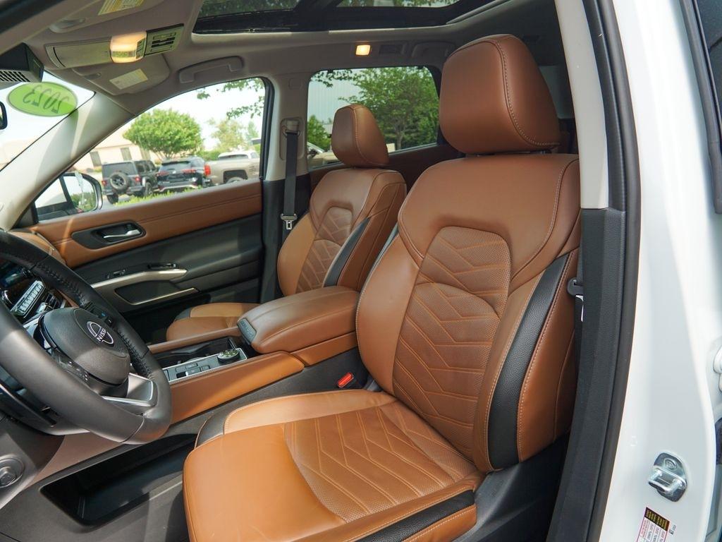 Nissan Pathfinder  2023