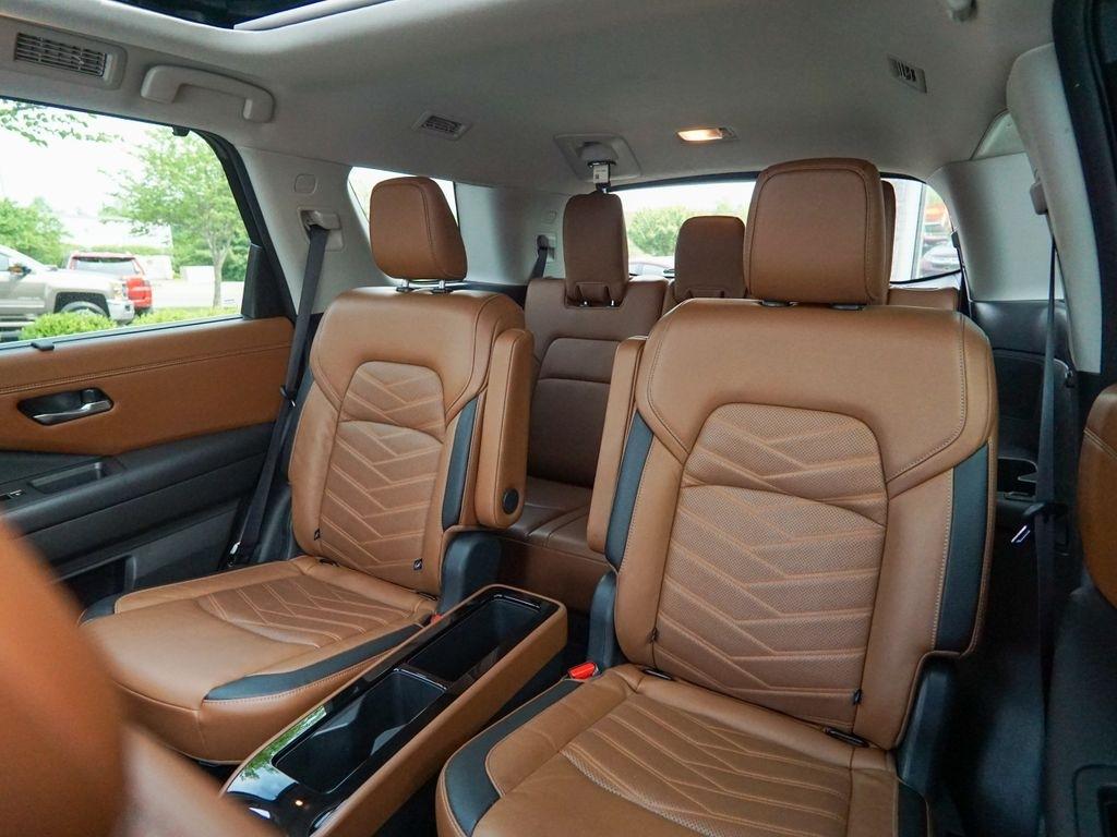 Nissan Pathfinder  2023