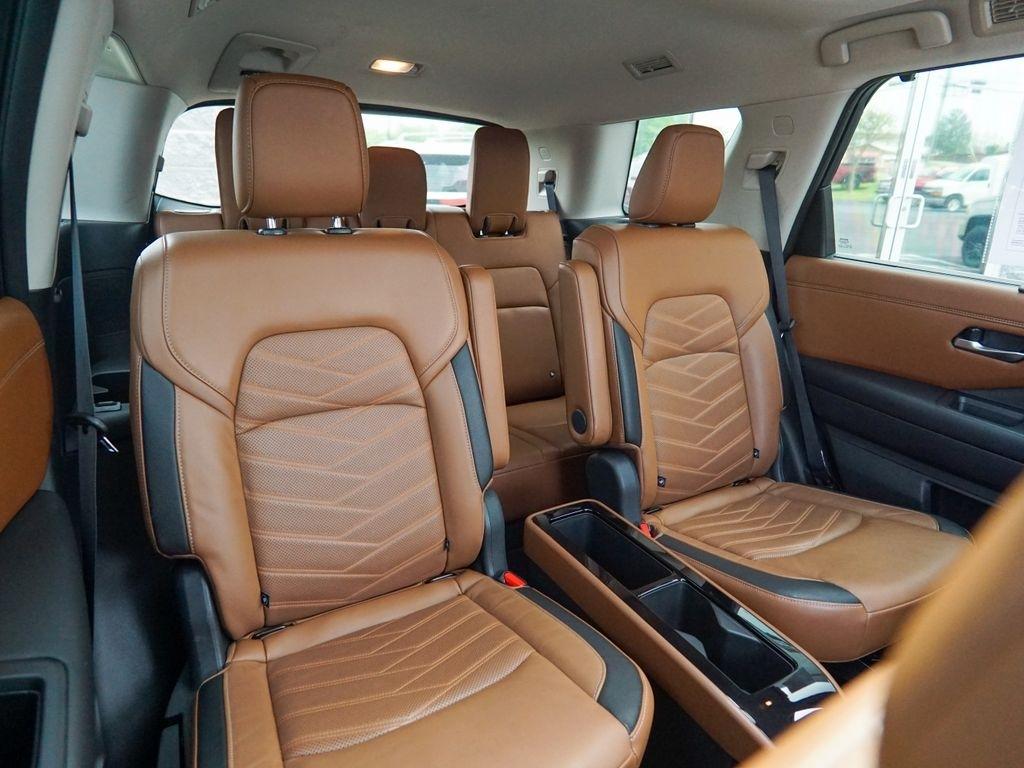 Nissan Pathfinder  2023