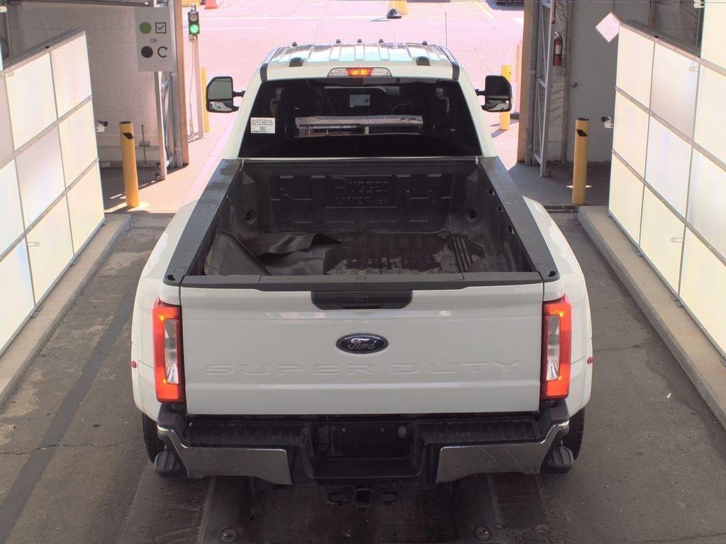 Ford F-350 SD  2023