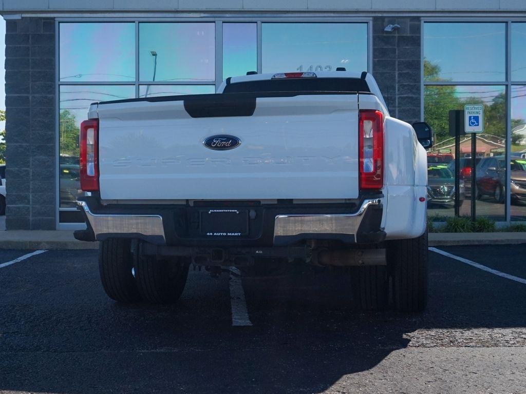 Ford F-350 SD  2023