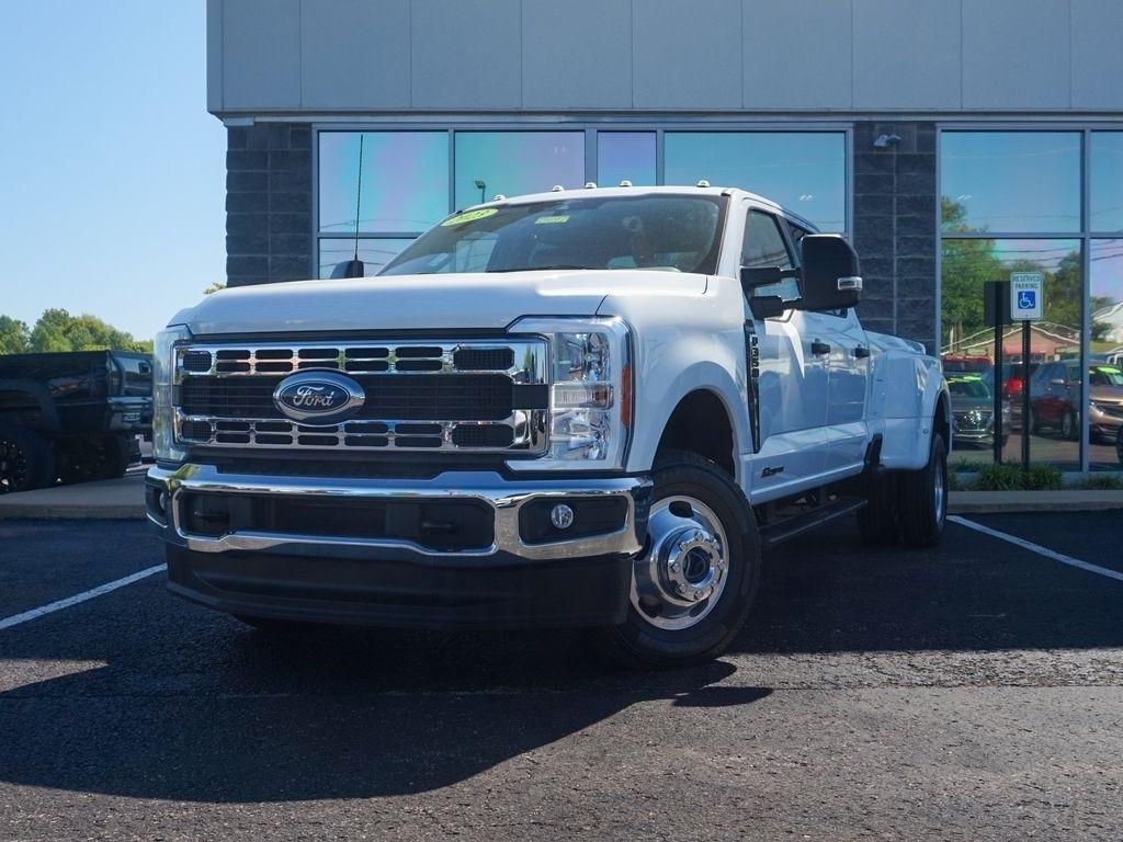 Ford F-350 SD  2023