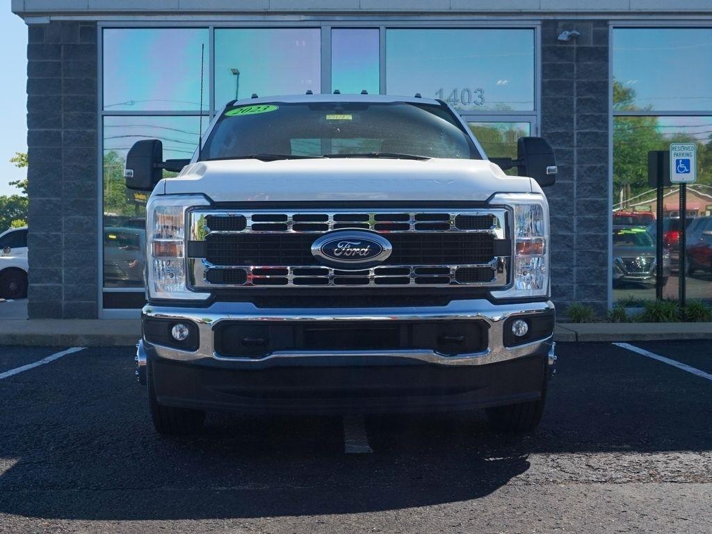 Ford F-350 SD  2023