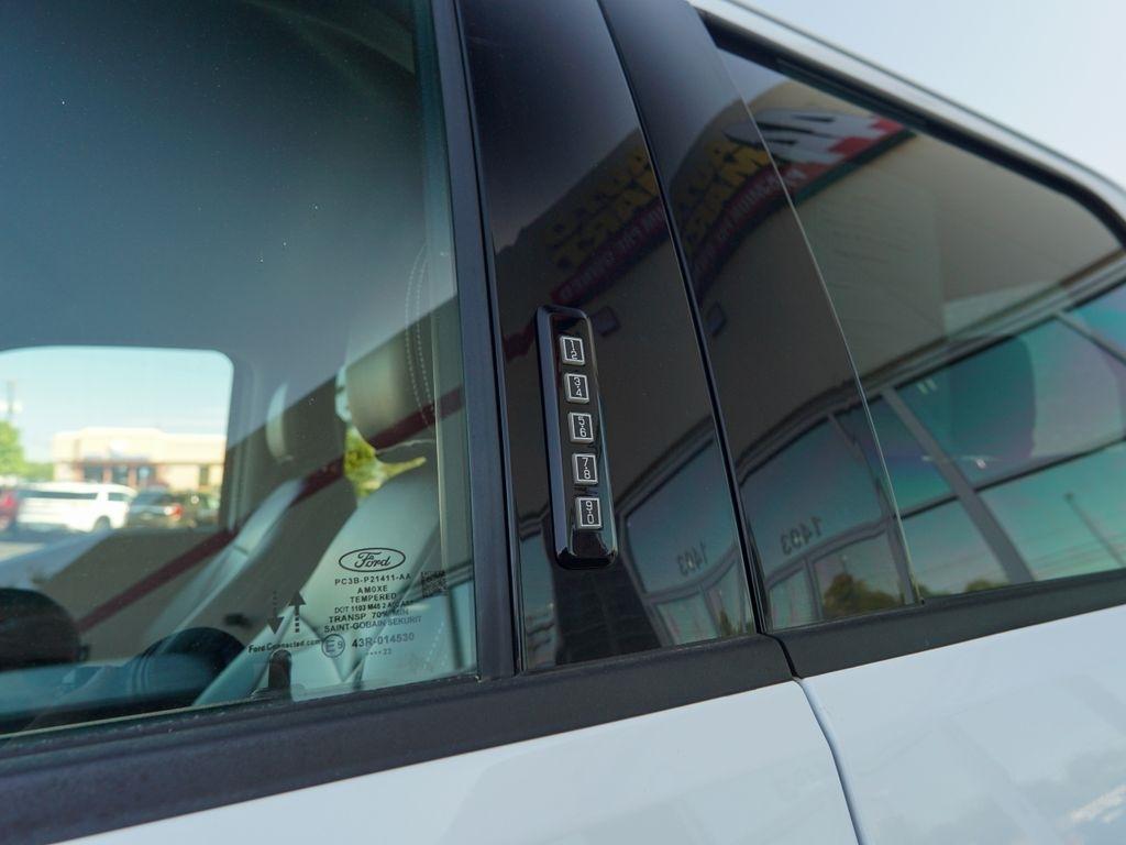 Ford F-350 SD  2023