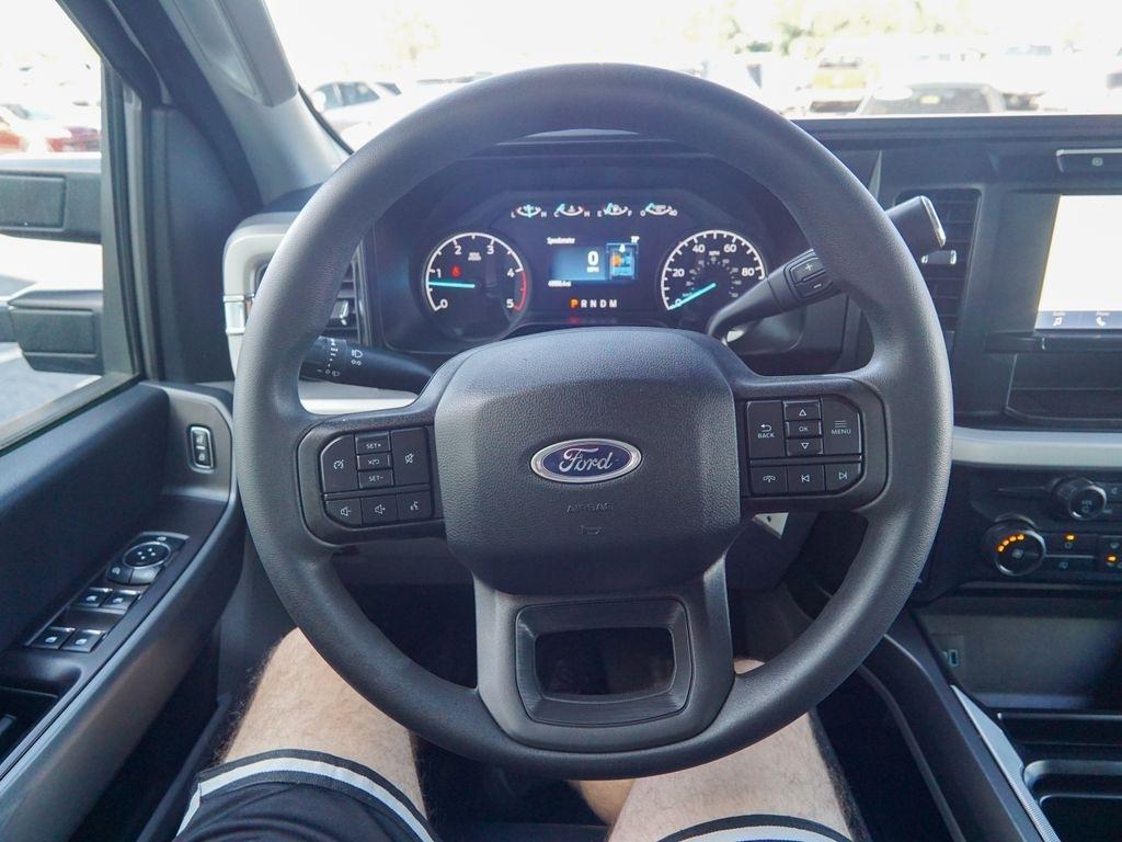 Ford F-350 SD  2023