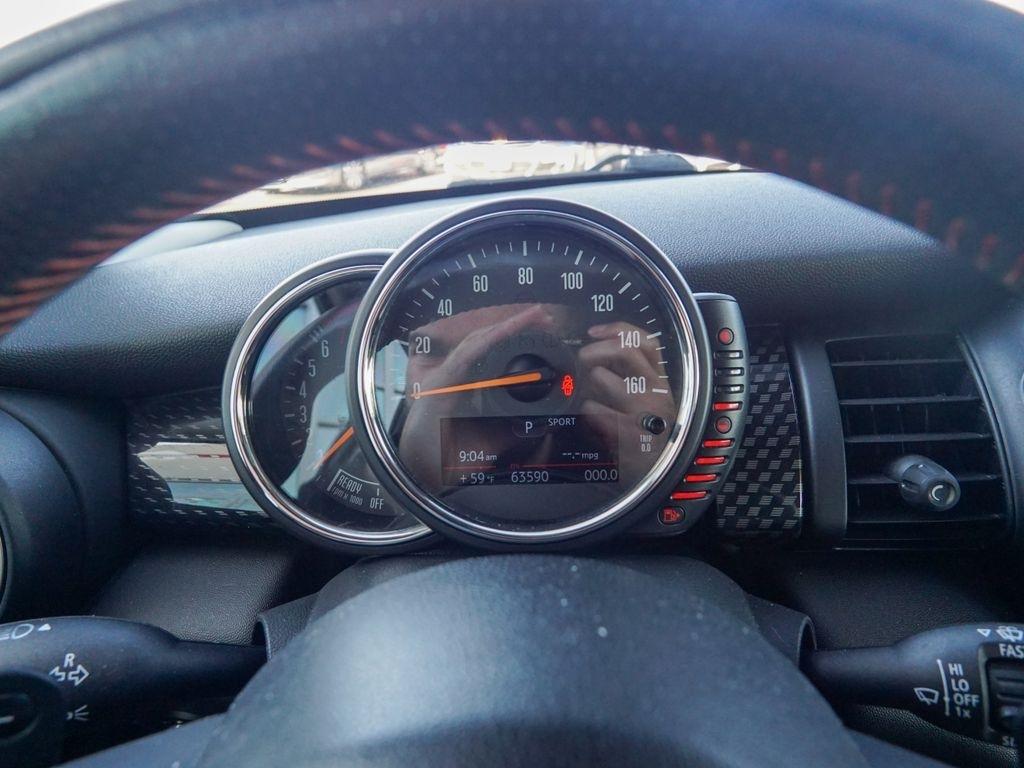 MINI Cooper  2015