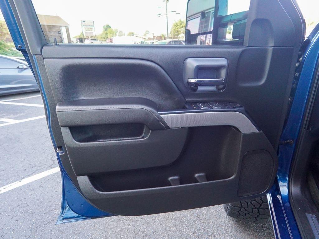 Chevrolet Silverado 1500  2018