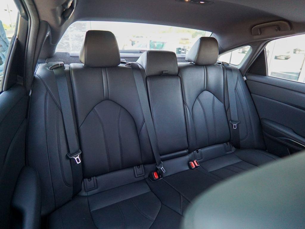 Toyota Avalon  2019